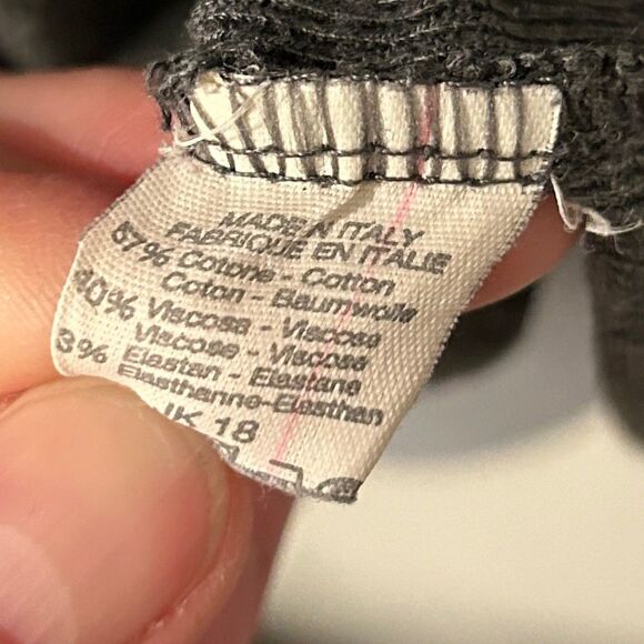 Brandy Melville Women's Dark Gray V-Neck Long Sleeve Tees Top One Size - Picture 3 of 10